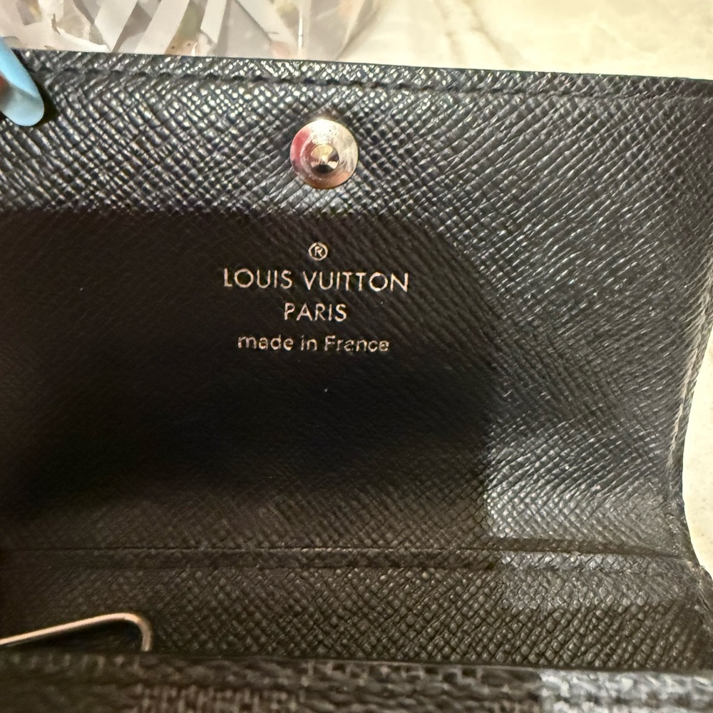 Louis Vuitton Damier Graphite 6 key ring holder in EUC With dust bag and COA - Picture 4 of 11